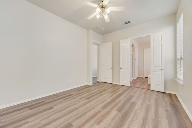 1829 Forsythe Drive, Savannah, TX 76227