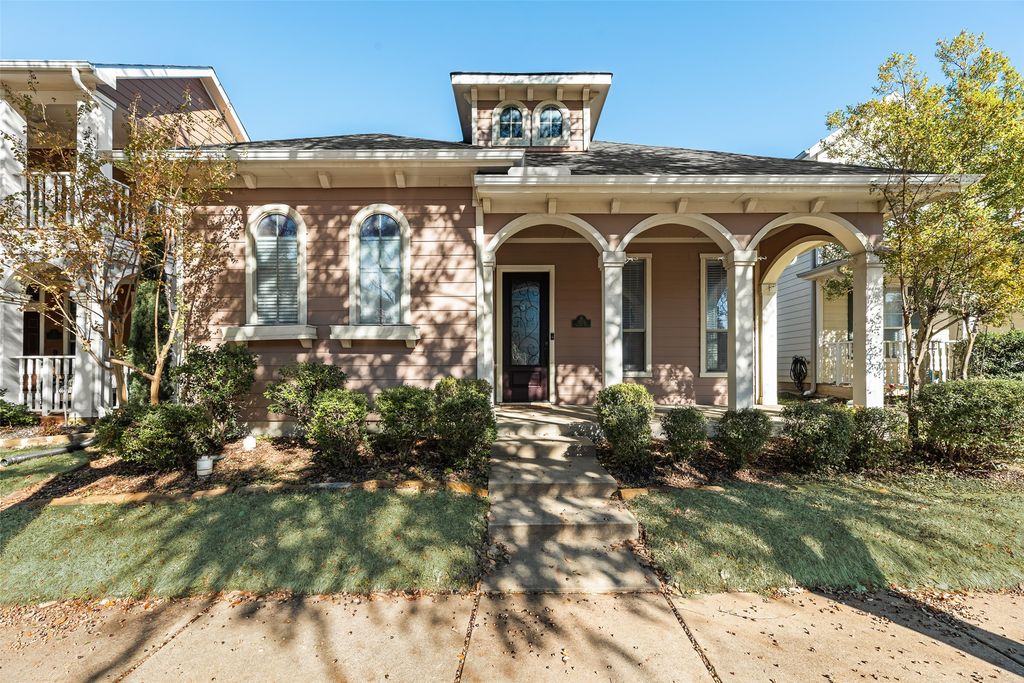 1829 Forsythe Drive, Savannah, TX 76227