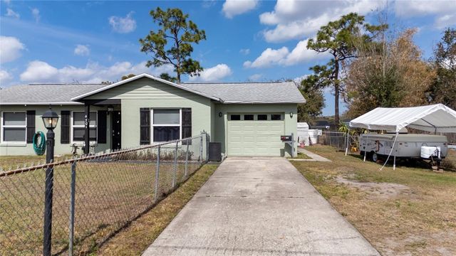 4701 LAKE SHORE DRIVE, St Cloud, FL 34772