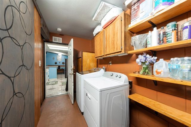 4701 LAKE SHORE DRIVE, St Cloud, FL 34772