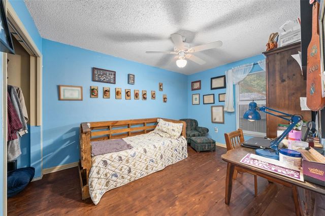 4701 LAKE SHORE DRIVE, St Cloud, FL 34772