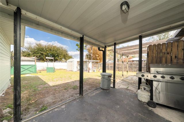 4701 LAKE SHORE DRIVE, St Cloud, FL 34772