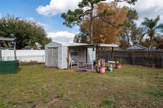 4701 LAKE SHORE DRIVE, St Cloud, FL 34772