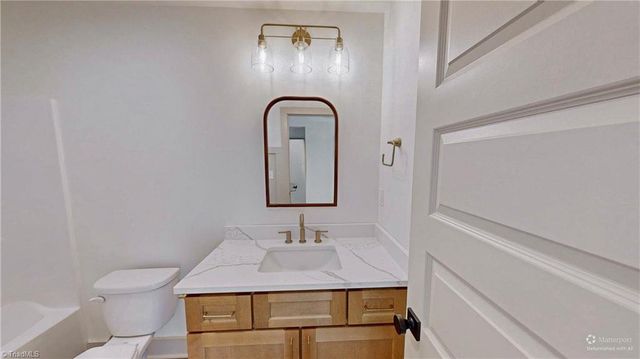 1107 SUNSET Drive, Thomasville, NC 27360