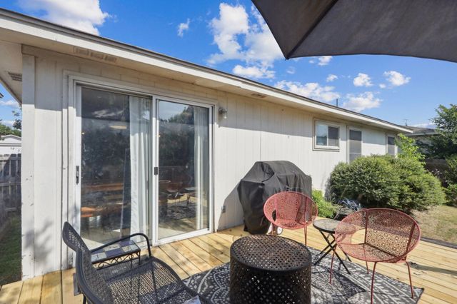 17405 Wiseman DR, Pflugerville, TX 78660