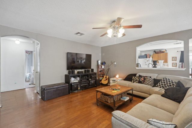 17405 Wiseman DR, Pflugerville, TX 78660