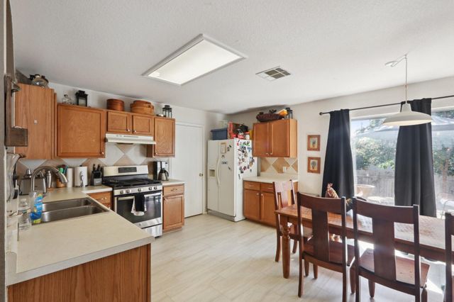 17405 Wiseman DR, Pflugerville, TX 78660