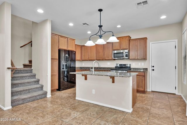 3455 S FALCON Drive, Gilbert, AZ 85297