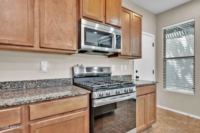 3455 S FALCON Drive, Gilbert, AZ 85297