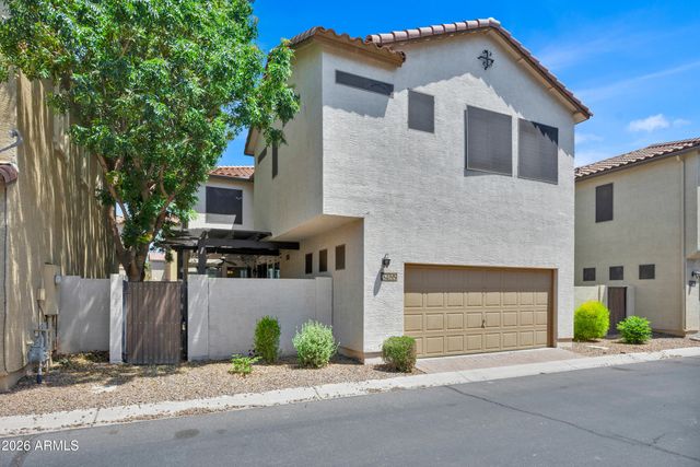 3455 S FALCON Drive, Gilbert, AZ 85297