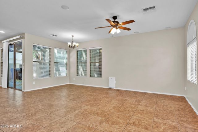 3455 S FALCON Drive, Gilbert, AZ 85297