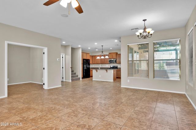 3455 S FALCON Drive, Gilbert, AZ 85297