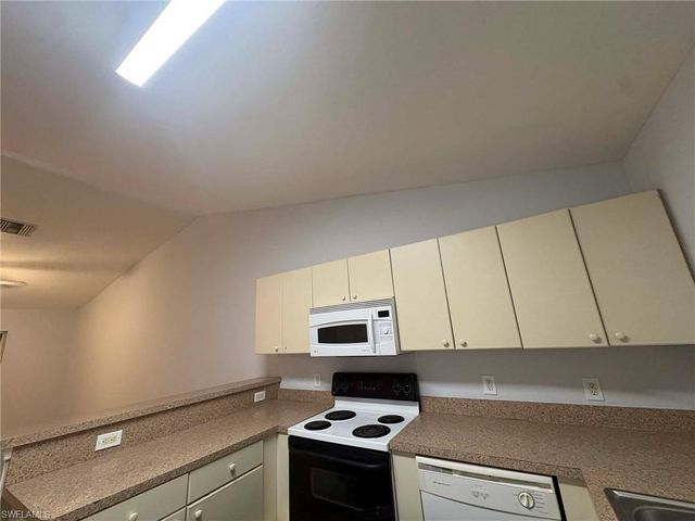 1002 W 12th ST, Lehigh Acres, FL 33972