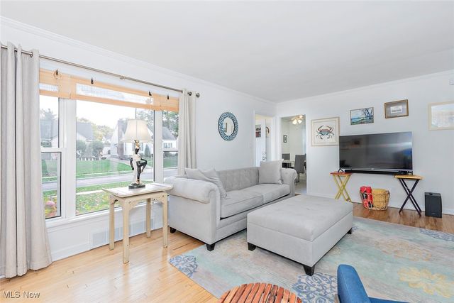 1884 Maywood Road, South Euclid, OH 44121