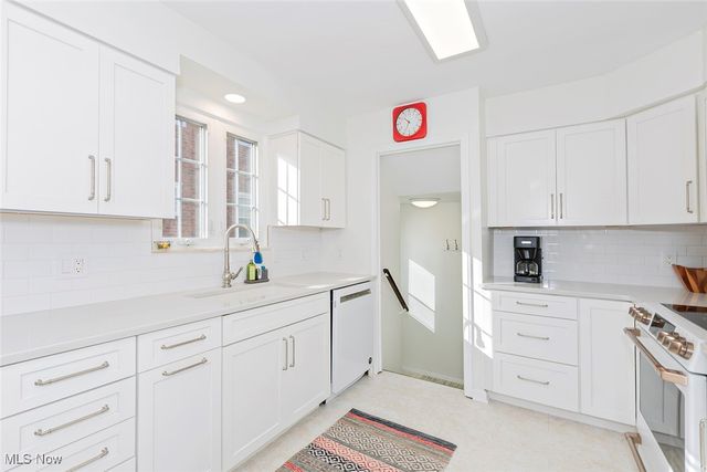 1884 Maywood Road, South Euclid, OH 44121