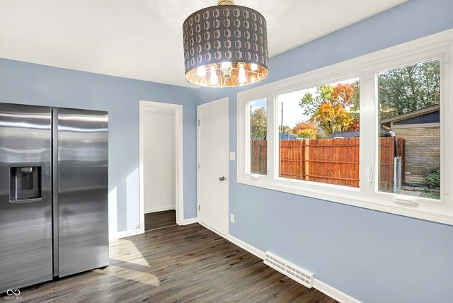 821 Princeton Drive, New Whiteland, IN 46184