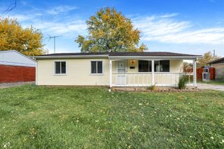 821 Princeton Drive, New Whiteland, IN 46184