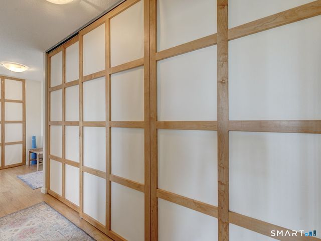 891 Farmington Avenue 6C, West Hartford, CT 06119
