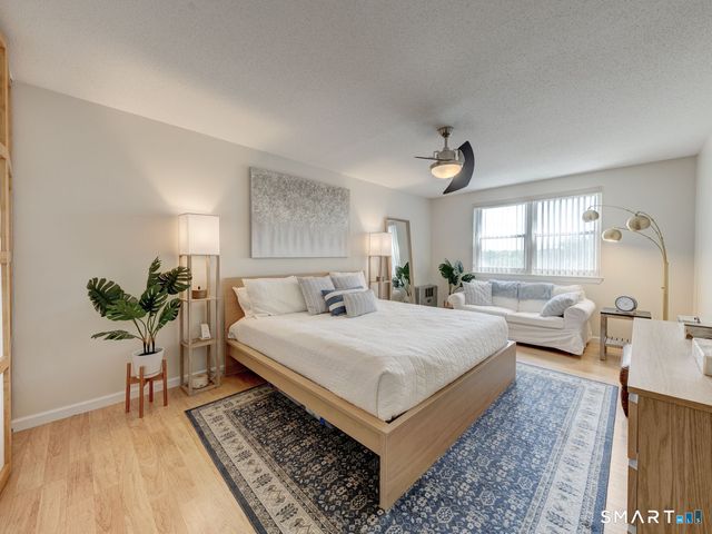 891 Farmington Avenue 6C, West Hartford, CT 06119