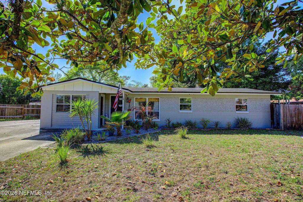 295 BLAIRMORE Boulevard E, Orange Park, FL 32073