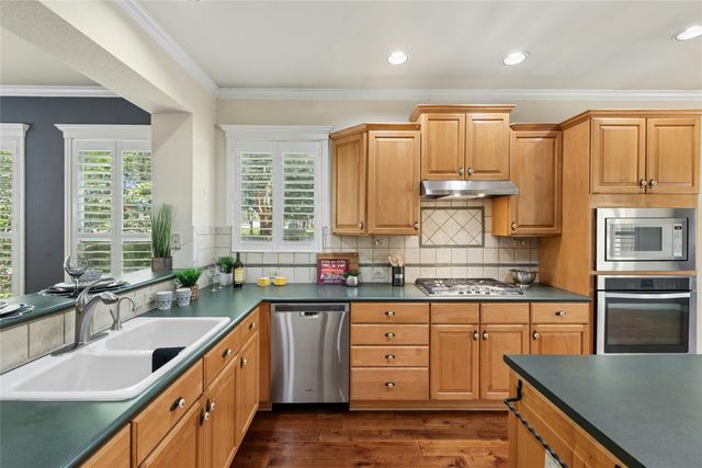 100 Camp DR, Georgetown, TX 78633