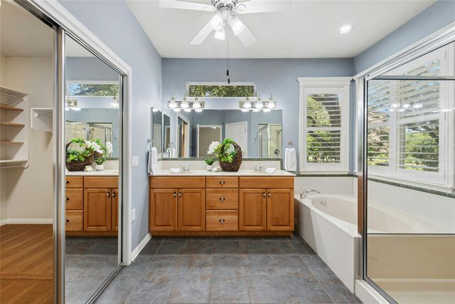 100 Camp DR, Georgetown, TX 78633