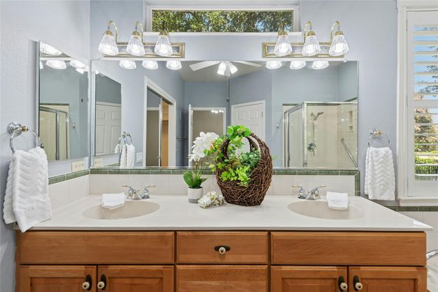 100 Camp DR, Georgetown, TX 78633