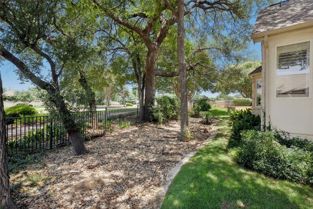 100 Camp DR, Georgetown, TX 78633
