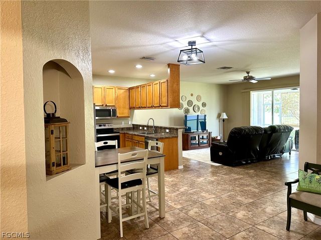 14122 Danpark LOOP, Fort Myers, FL 33912