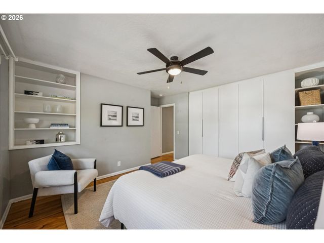 26 Ne STAFFORD St, Portland, OR 97211