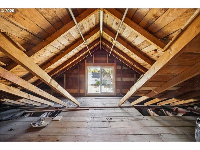 26 Ne STAFFORD St, Portland, OR 97211