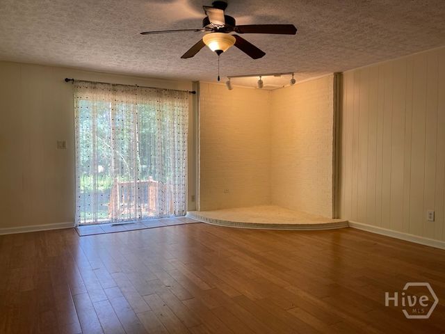 1071 Dials Mill Spur Spur, Statham, GA 30666