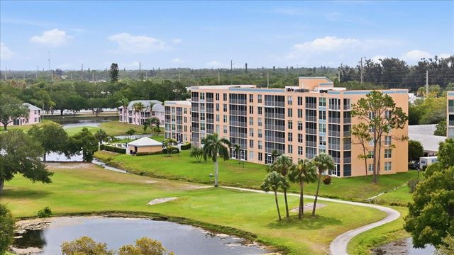 4550 PINEBROOK CIR 506, Bradenton, FL 34209