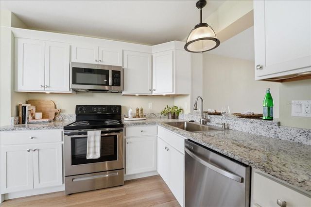 4550 PINEBROOK CIR 506, Bradenton, FL 34209
