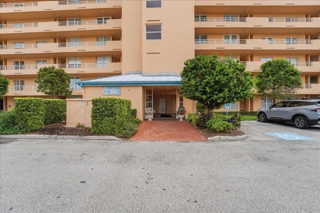 4550 PINEBROOK CIR 506, Bradenton, FL 34209