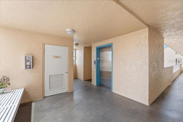 4550 PINEBROOK CIR 506, Bradenton, FL 34209