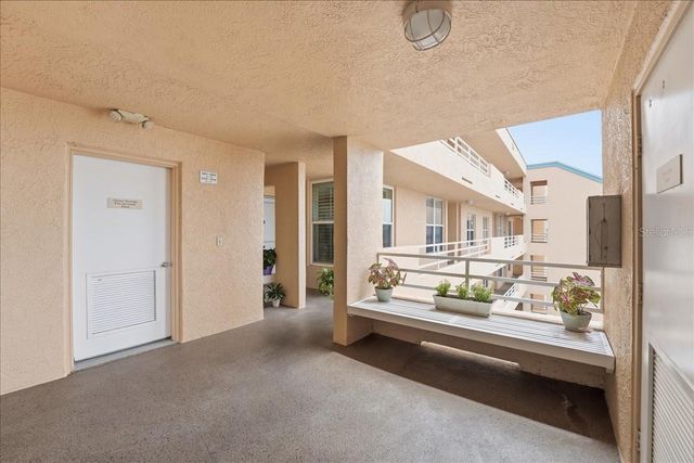 4550 PINEBROOK CIR 506, Bradenton, FL 34209