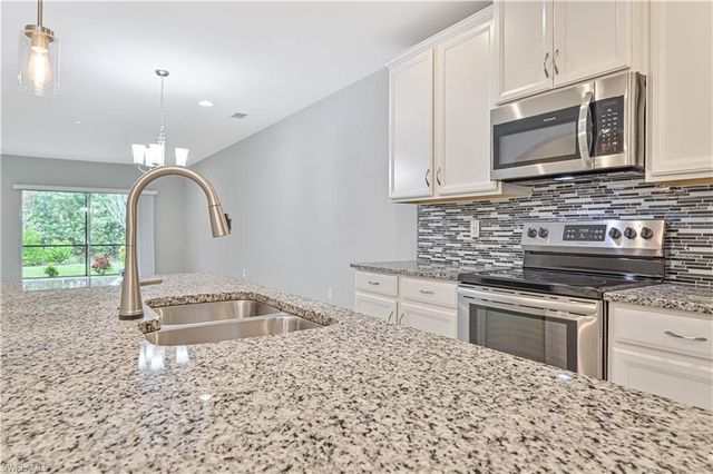 4390 Dutchess Park RD, Fort Myers, FL 33916