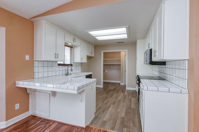 33072 Black Mountain Road, Tollhouse, CA 93667