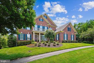 16174 GARRILAND DR, Leesburg, VA 20176