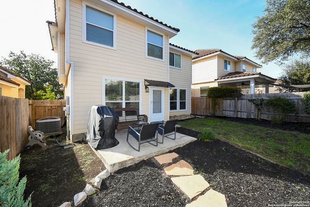 1119 Pinnacle Fls, San Antonio, TX 78260