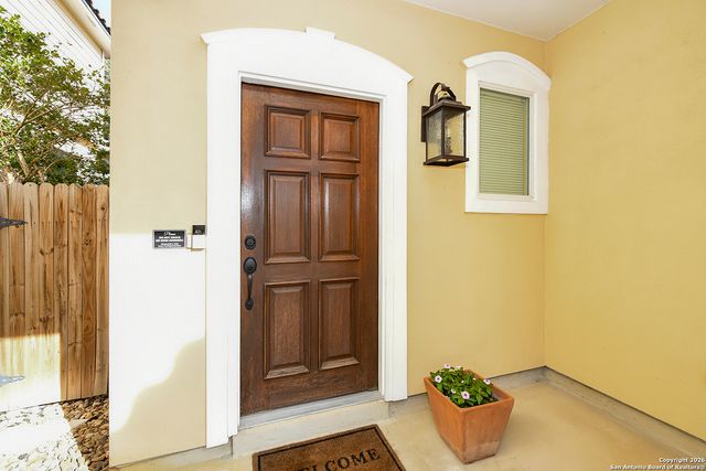 1119 Pinnacle Fls, San Antonio, TX 78260