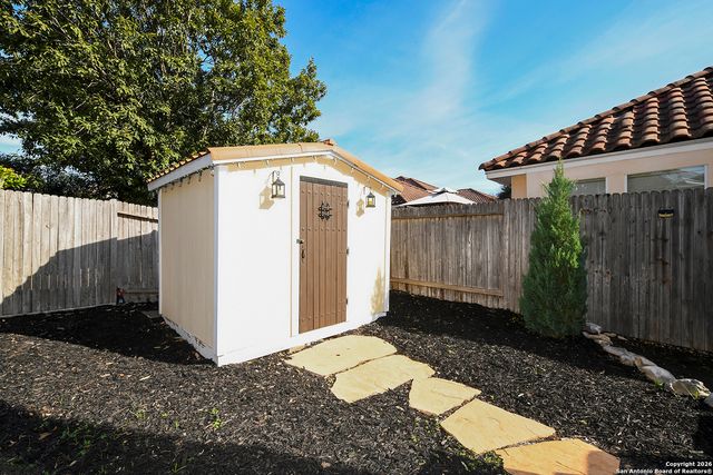 1119 Pinnacle Fls, San Antonio, TX 78260