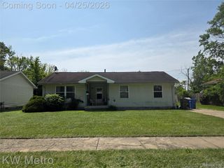 29827 OAKWOOD Street, Inkster, MI 48141