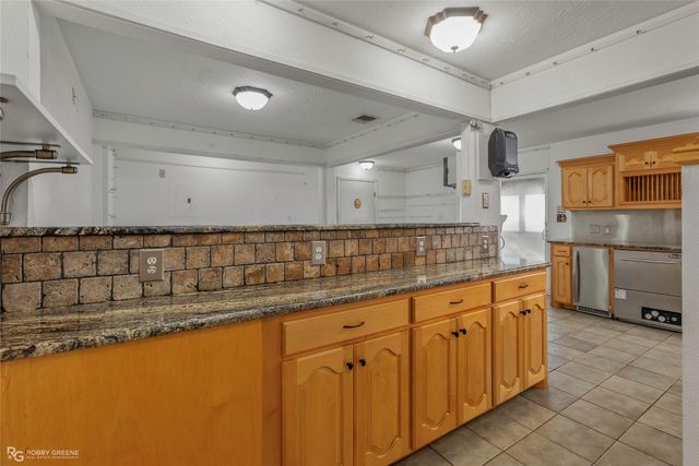 1902 Mccutcheon Avenue, Shreveport, LA 71108