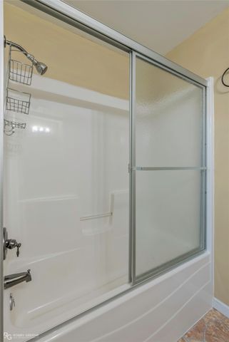 1902 Mccutcheon Avenue, Shreveport, LA 71108