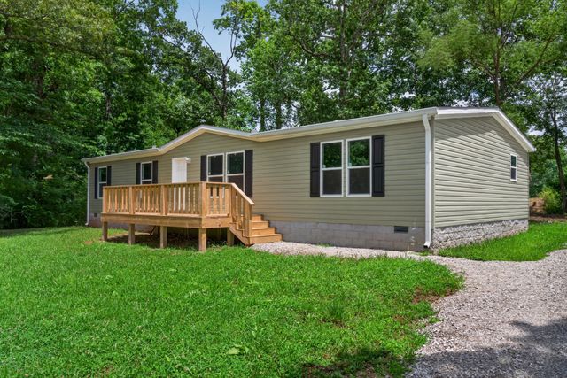 665 Camp Belle Air Rd, Sparta, TN 38583