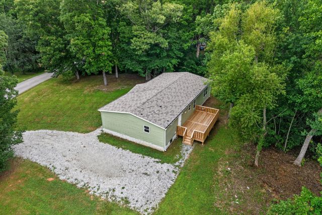 665 Camp Belle Air Rd, Sparta, TN 38583