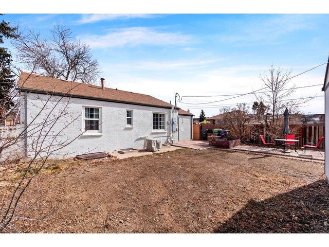 2201 Pontiac St, Denver, CO 80207