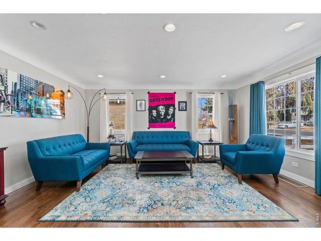 2201 Pontiac St, Denver, CO 80207